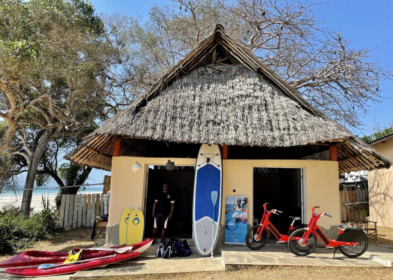 Eleven Pearl Boutique Hotel & Spa Diani Beach Exterior foto