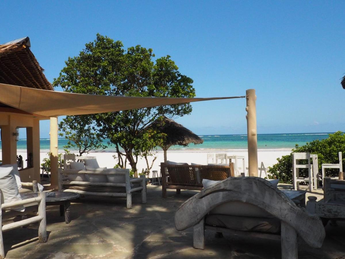 Eleven Pearl Boutique Hotel & Spa Diani Beach Exterior foto