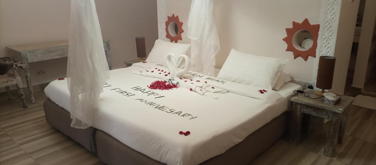 Eleven Pearl Boutique Hotel & Spa Diani Beach Exterior foto